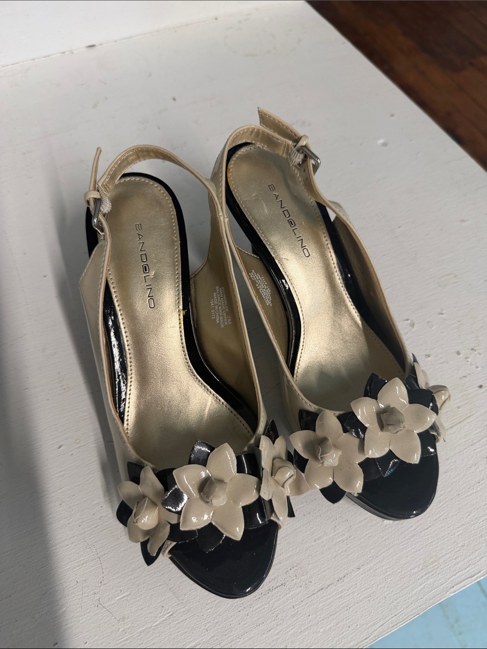Bandolino Peep Toe Embellished Heels new 7M